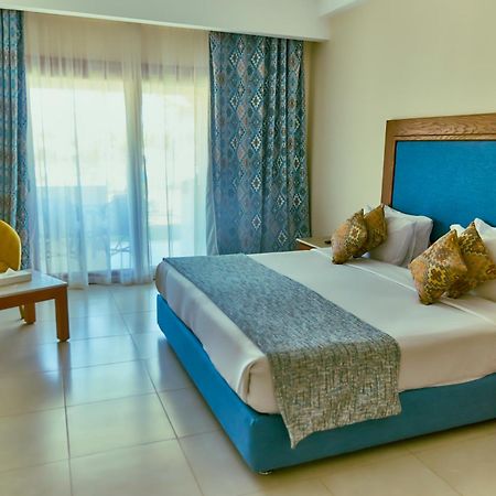 Tropitel Dahab Oasis Hotel Bagian luar foto