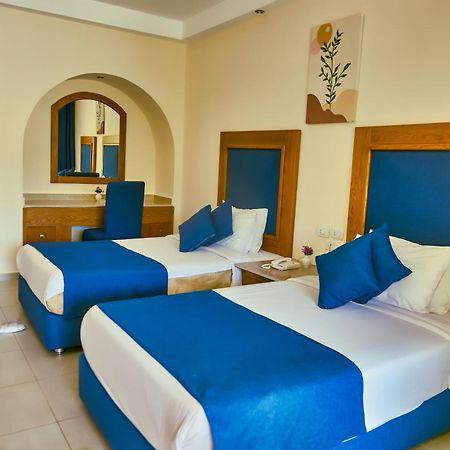 Tropitel Dahab Oasis Hotel Bagian luar foto