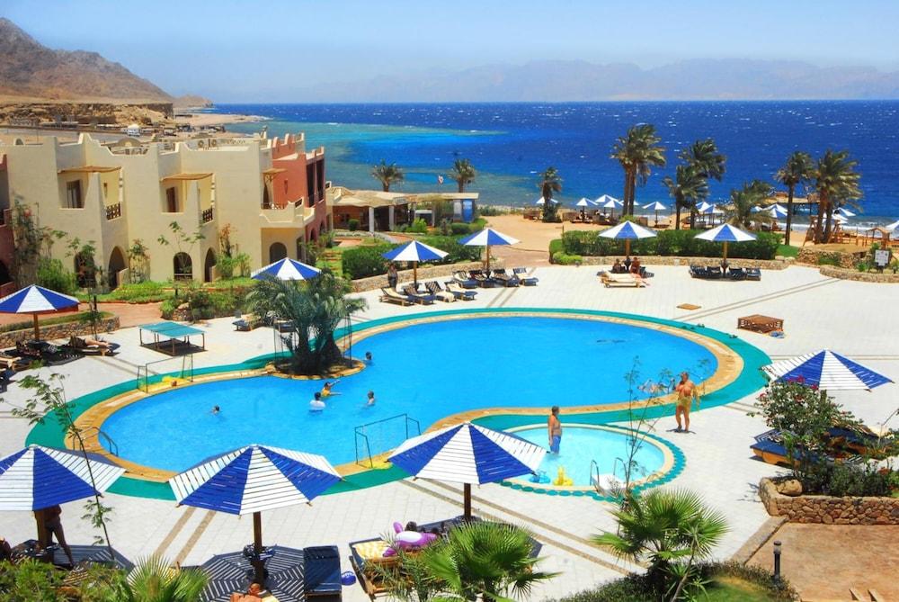 Tropitel Dahab Oasis Hotel Bagian luar foto