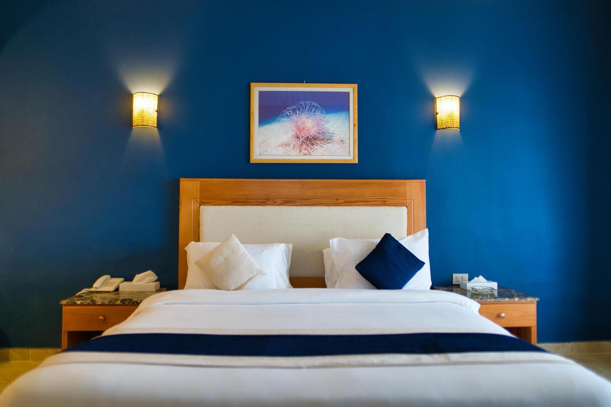 Tropitel Dahab Oasis Hotel Bagian luar foto
