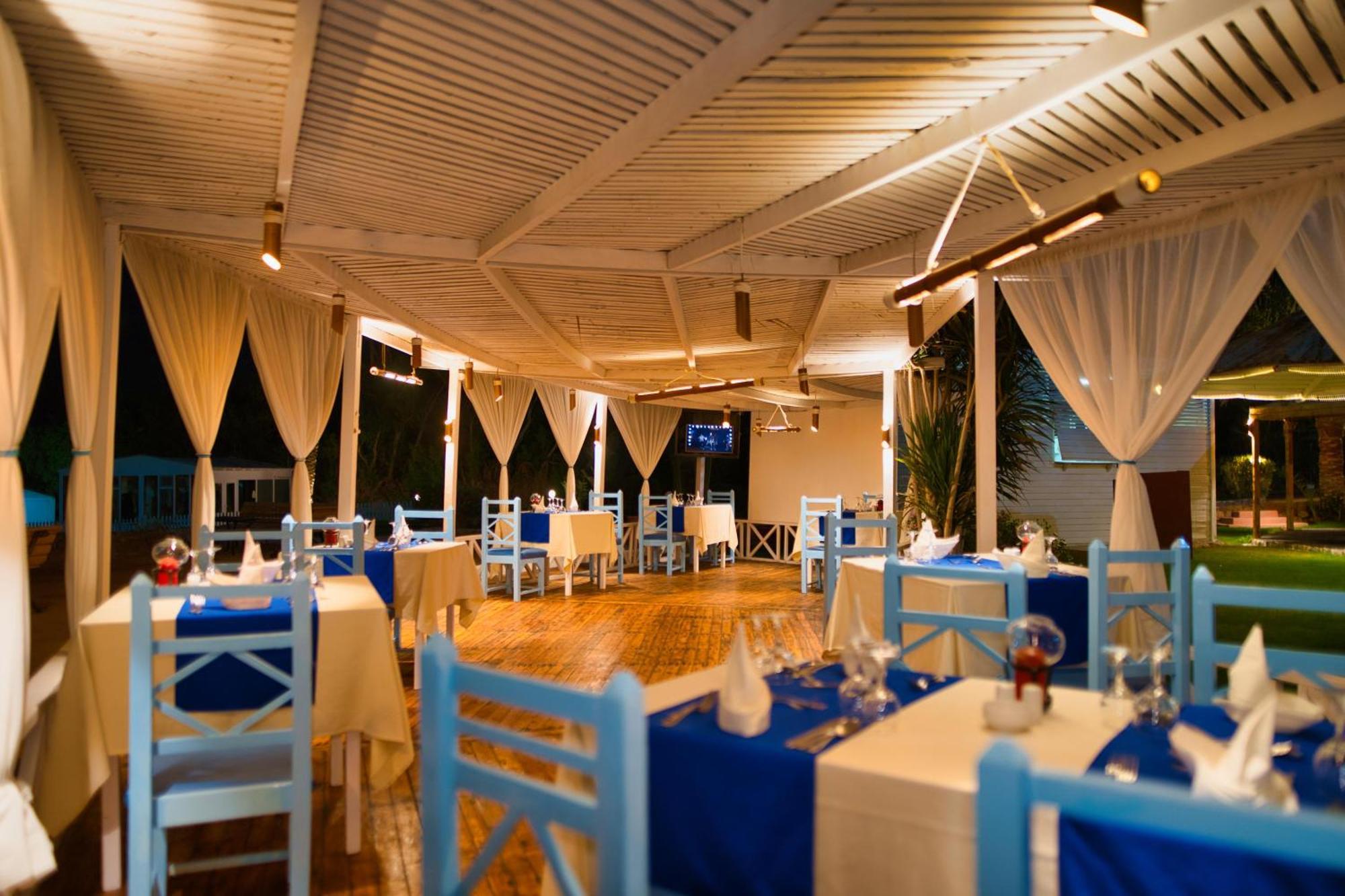Tropitel Dahab Oasis Hotel Bagian luar foto