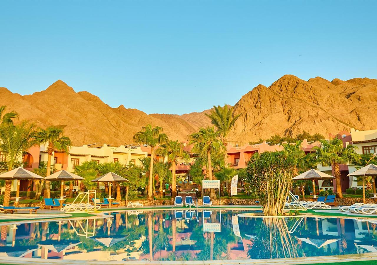 Tropitel Dahab Oasis Hotel Bagian luar foto