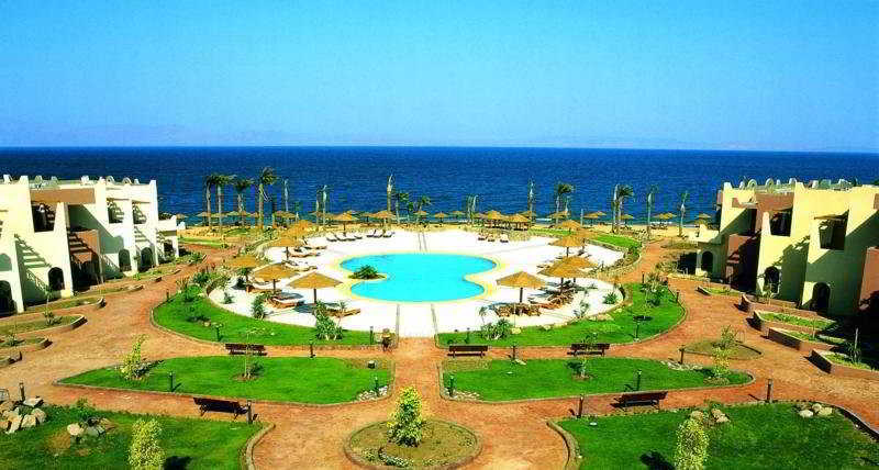 Tropitel Dahab Oasis Hotel Bagian luar foto