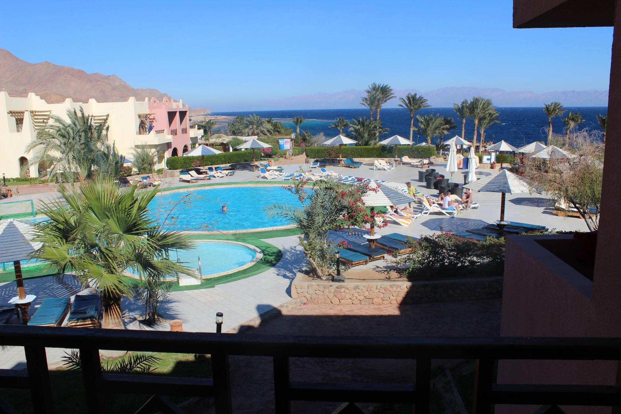 Tropitel Dahab Oasis Hotel Bagian luar foto